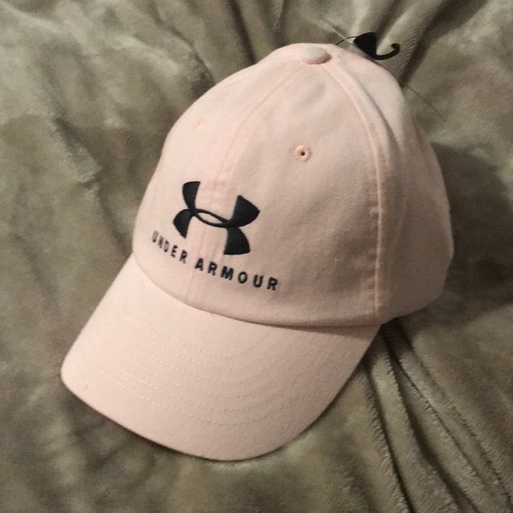 Women’s Under Armour Hat- light pink!!!